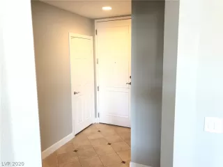 Photo #2: 2223753 Listing