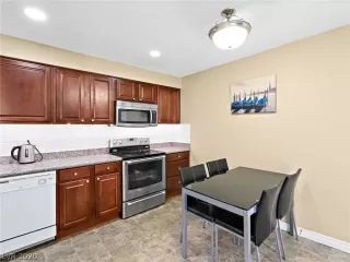 Photo #6: 2223757 Listing