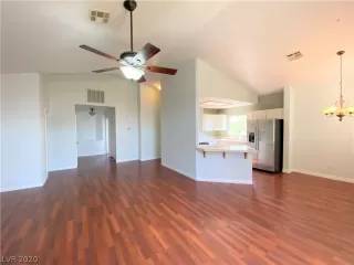 Photo #6: 2223776 Listing 