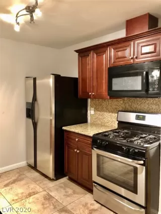 Photo #4: 2223784 Listing 