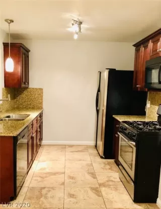 Photo #5: 2223784 Listing 