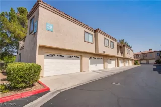 Photo #3: 2223793 Listing