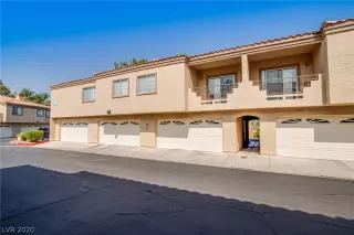 Photo #4: 2223793 Listing