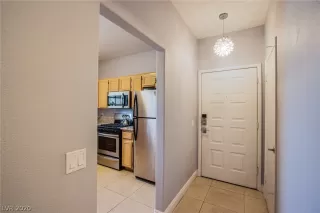 Photo #5: 2223793 Listing