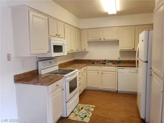 Photo #6: 2223797 Listing 