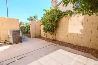 Photo #3: 2223802 Listing 