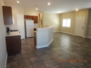 Photo #5: 2223811 Listing 
