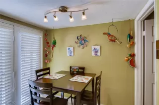 Photo #4: 2223827 Listing