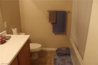 Photo #5: 2223840 Listing 