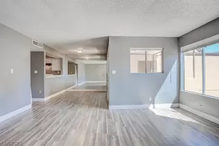 Photo #2: 2223862 Listing 