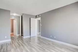 Photo #6: 2223862 Listing 