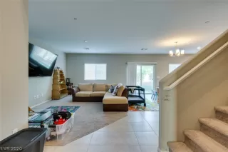 Photo #4: 2223863 Listing