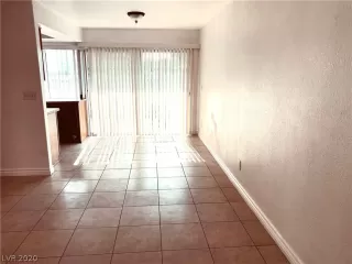 Photo #3: 2223868 Listing