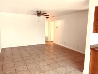 Photo #5: 2223868 Listing