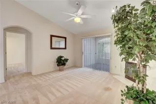 Photo #3: 2223870 Listing 