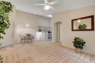 Photo #6: 2223870 Listing 