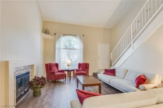 Photo #2: 2223913 Listing 