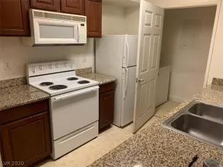 Photo #4: 2223927 Listing