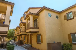 Photo #1: 2223959 Listing 