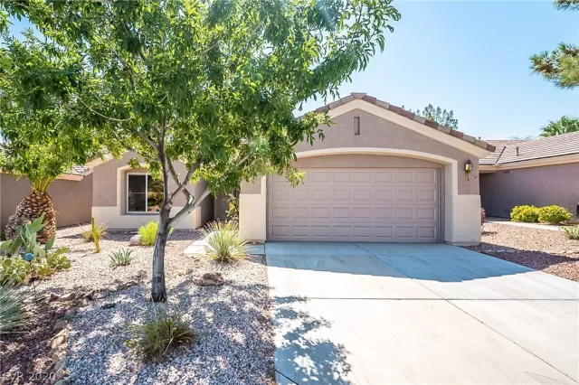 MLS: 2223960 Condo For Sale