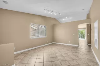 Photo #2: 2223995 Listing 