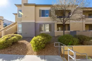 Photo #3: 2224008 Listing