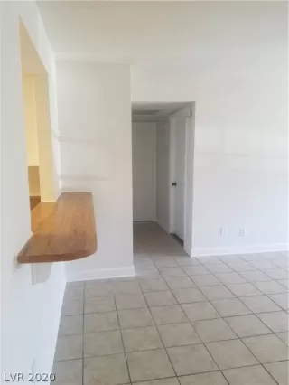 Photo #3: 2224070 Listing 