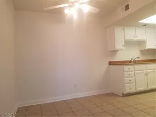 Photo #4: 2224070 Listing 