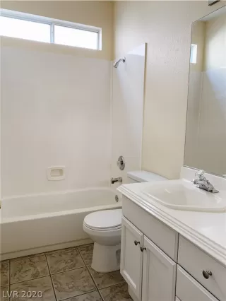 Photo #6: 2224103 Listing 