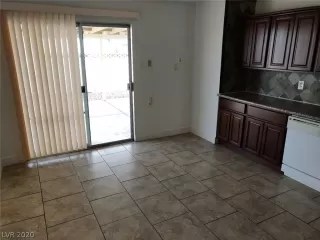 Photo #2: 2224218 Listing 