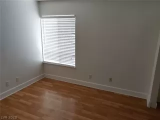 Photo #5: 2224218 Listing 