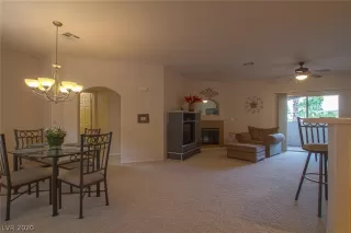 Photo #5: 2224236 Listing 