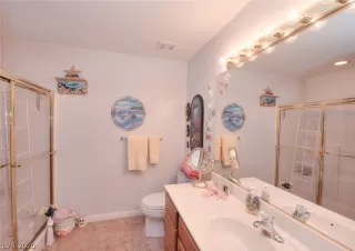 Photo #6: 2224291 Listing