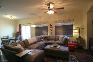 Photo #2: 2224295 Listing