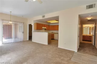 Photo #1: 2224299 Listing