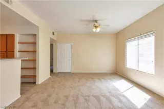 Photo #3: 2224299 Listing