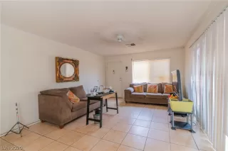 Photo #4: 2224370 Listing 