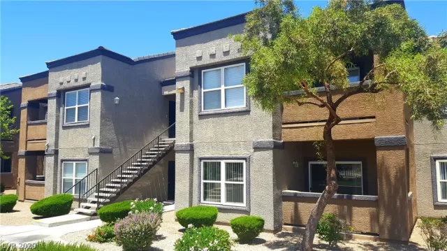 MLS: 2224381 Condo For Sale