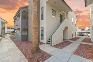 Photo #1: 2224430 Listing