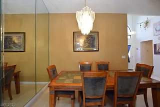 Photo #3: 2224453 Listing