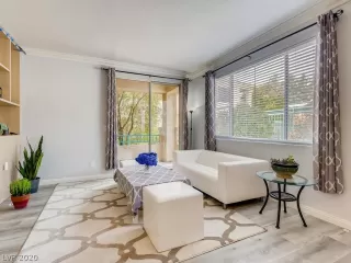 Photo #1: 2224459 Listing