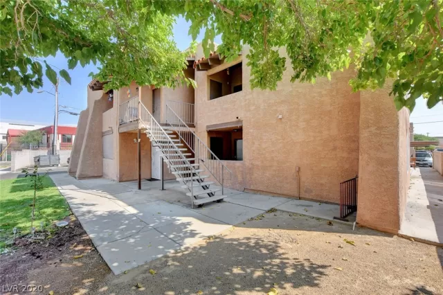 MLS: 2224482 Condo For Sale