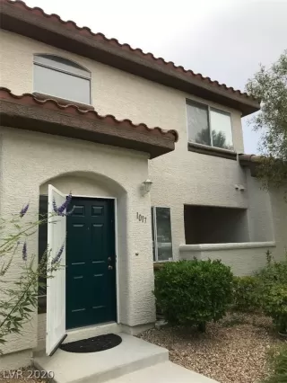 Photo #1: 2224551 Listing 