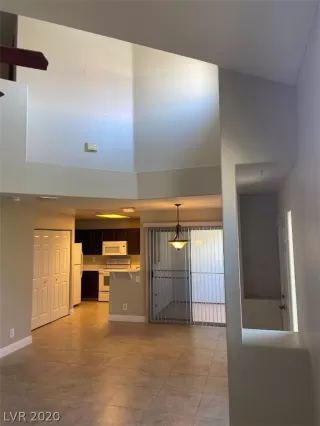 Photo #3: 2224551 Listing 