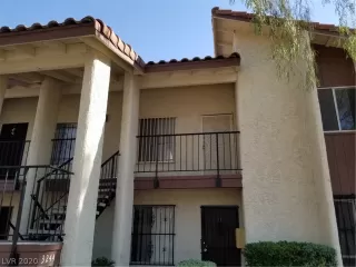 Photo #1: 2224552 Listing