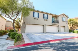 Photo #3: 2224606 Listing