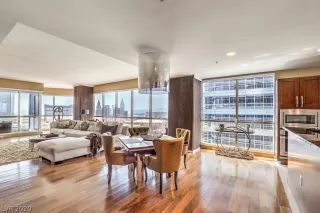 Photo #3: 2224613 Listing 