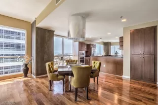 Photo #4: 2224613 Listing 