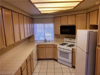 Photo #6: 2224624 Listing 