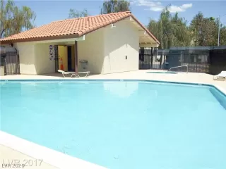 Photo #1: 2224660 Listing 